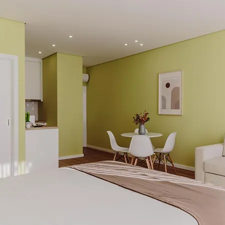 Primeiro Quartel - 2 דירה *