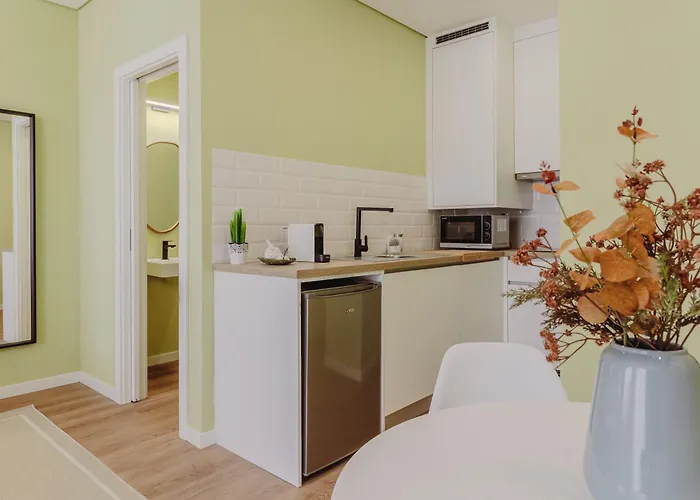 Primeiro Quartel - 2 דירה *